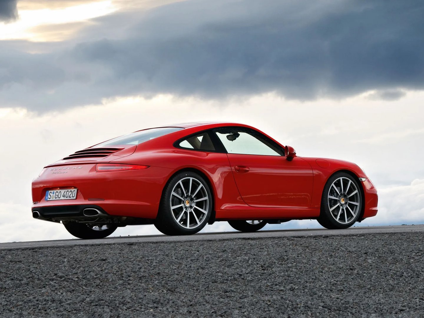 Porsche_911_7_generation__Coupe__8.jpg