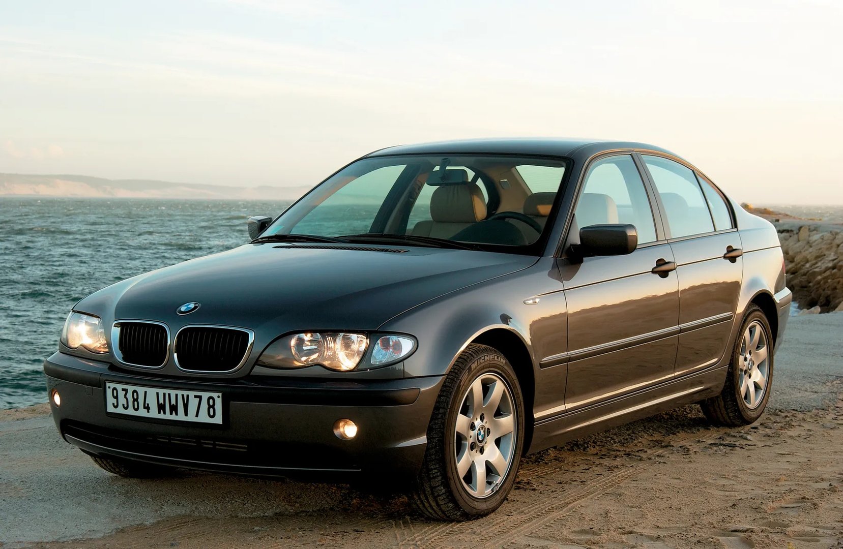 BMW_3_series_4_generation_restyling__Sedan__11.jpg