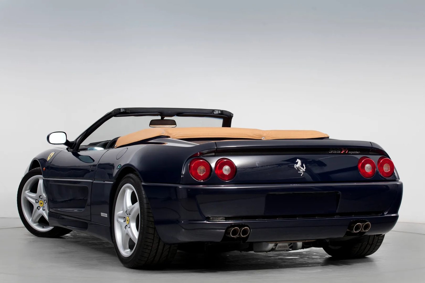 Ferrari_F355_1_generation__Cabrio__1.jpg
