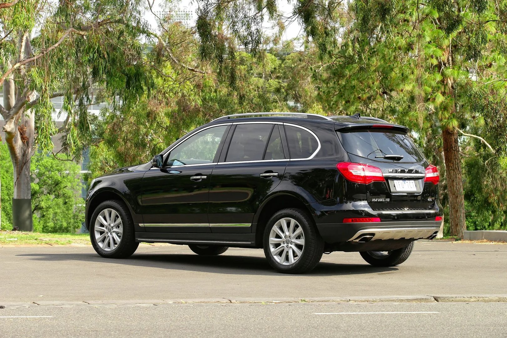 Haval_H8_1_generation__SUV_5-doors__2.jpg