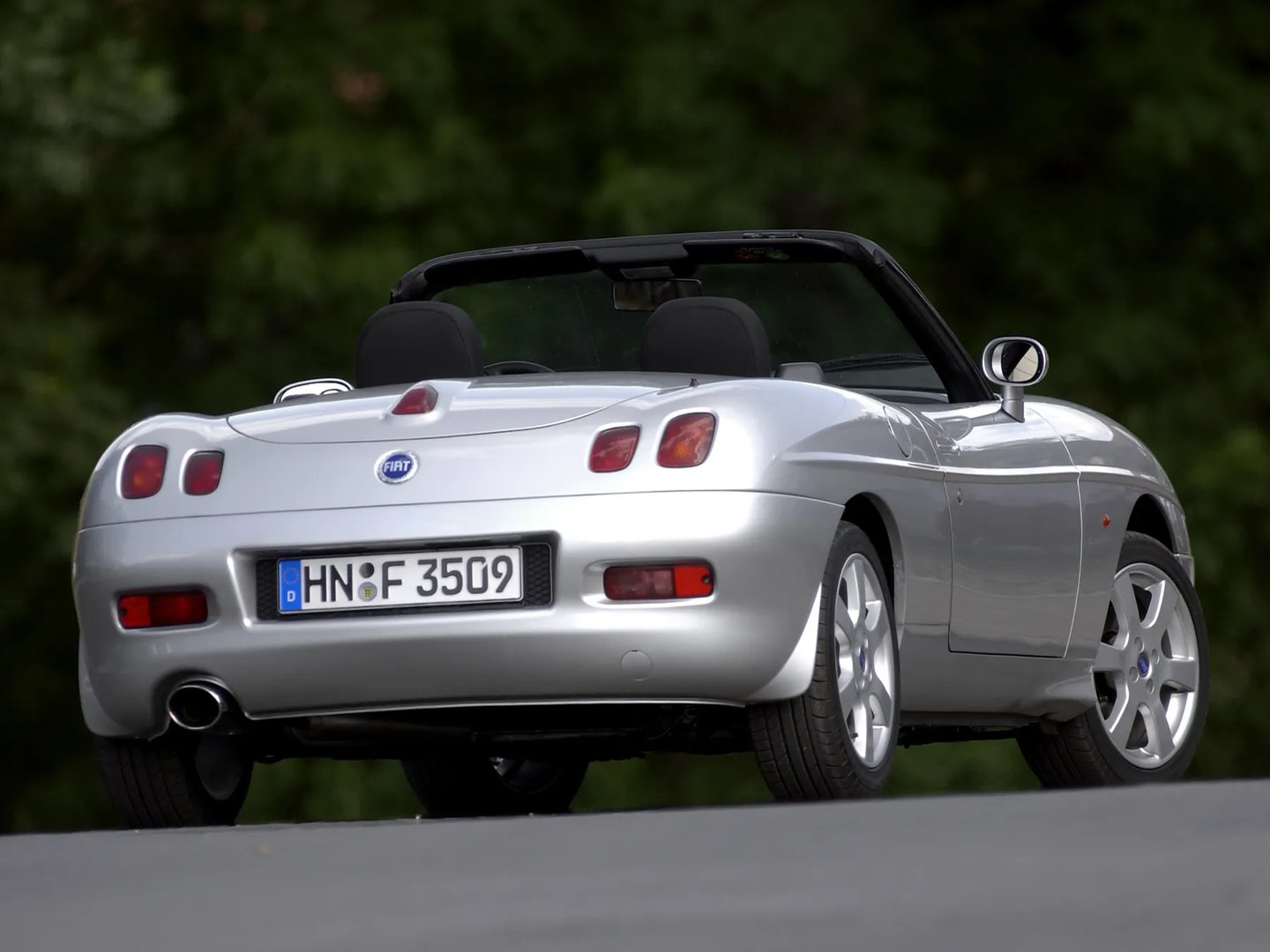 Fiat_Barchetta_1_generation_restyling__Cabrio__10.jpg