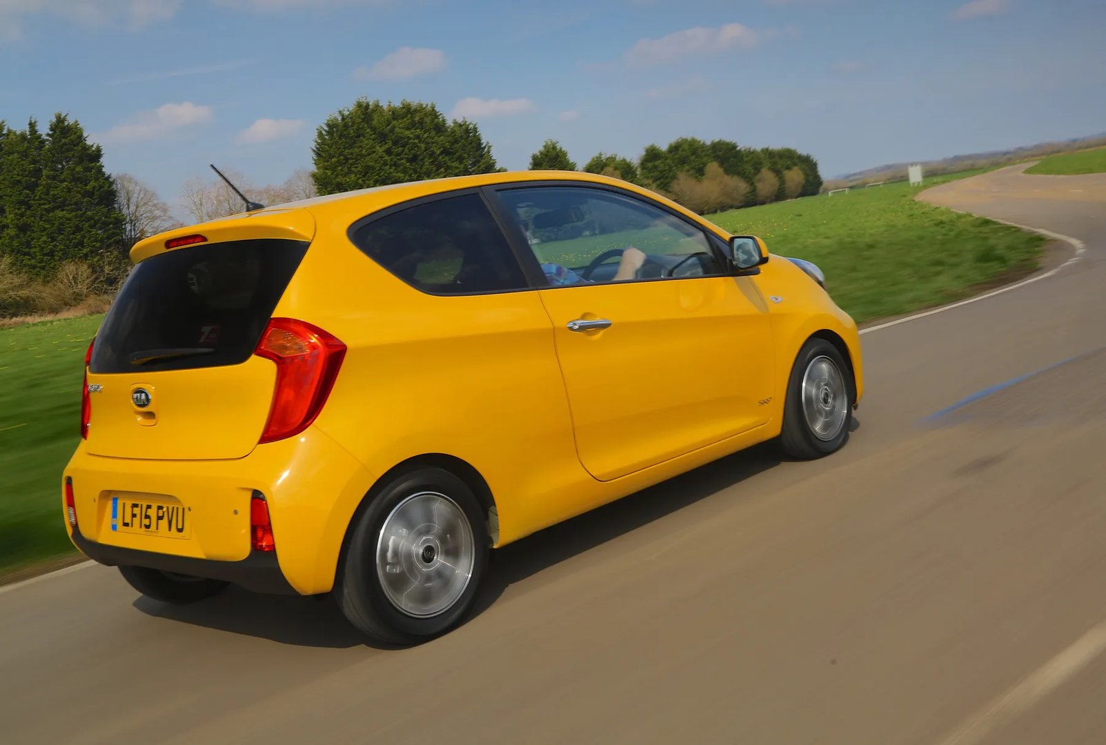 Kia_Picanto_2_generation_restyling__Mini_3-doors__7.jpg