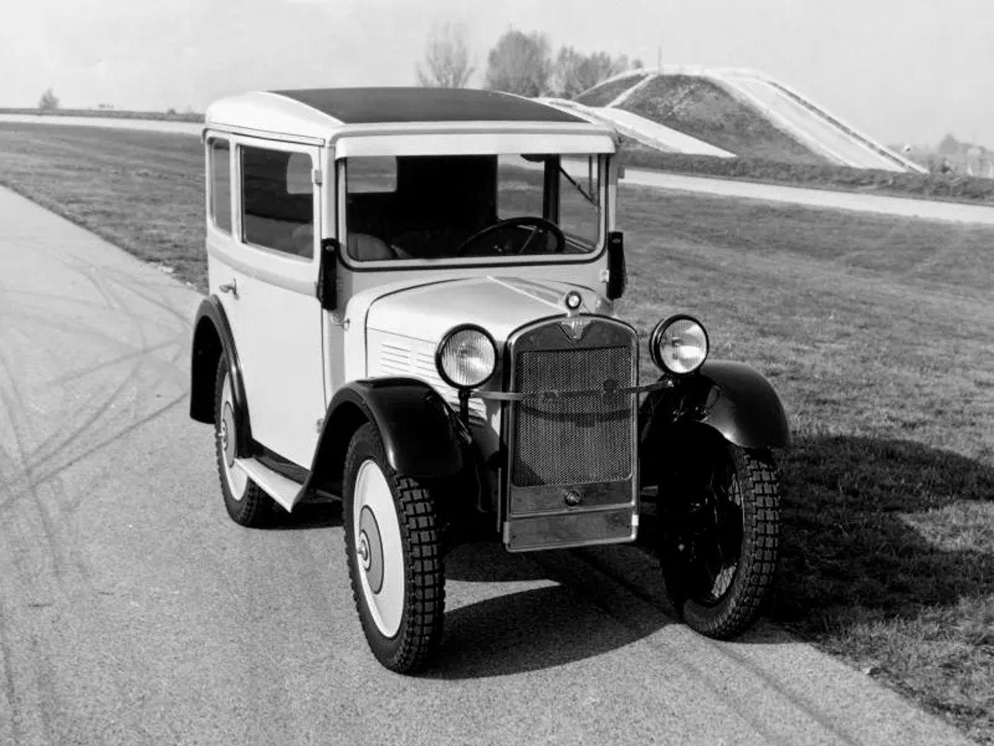 BMW_3-15_3_generation__Limousine__5.jpg