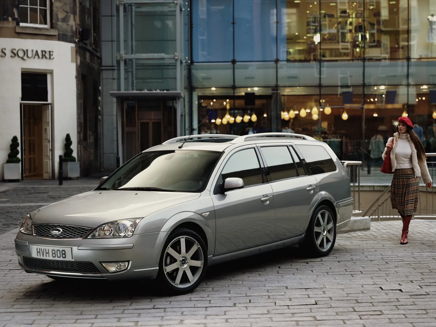 Ford_Mondeo_3_generation_restyling__Estate_5-door__7.jpg