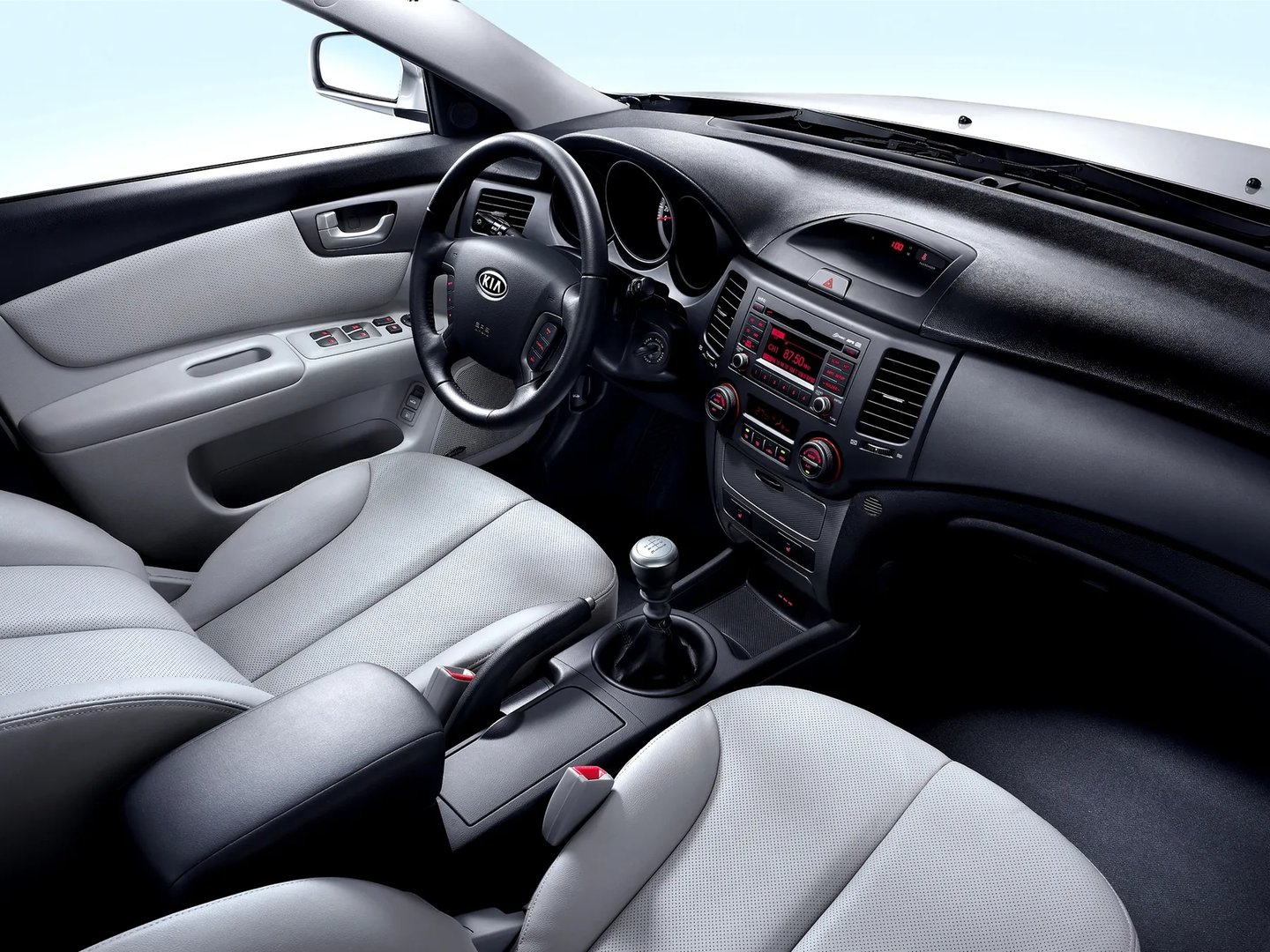 Kia_Magentis_2_generation_restyling__Sedan__11.jpg