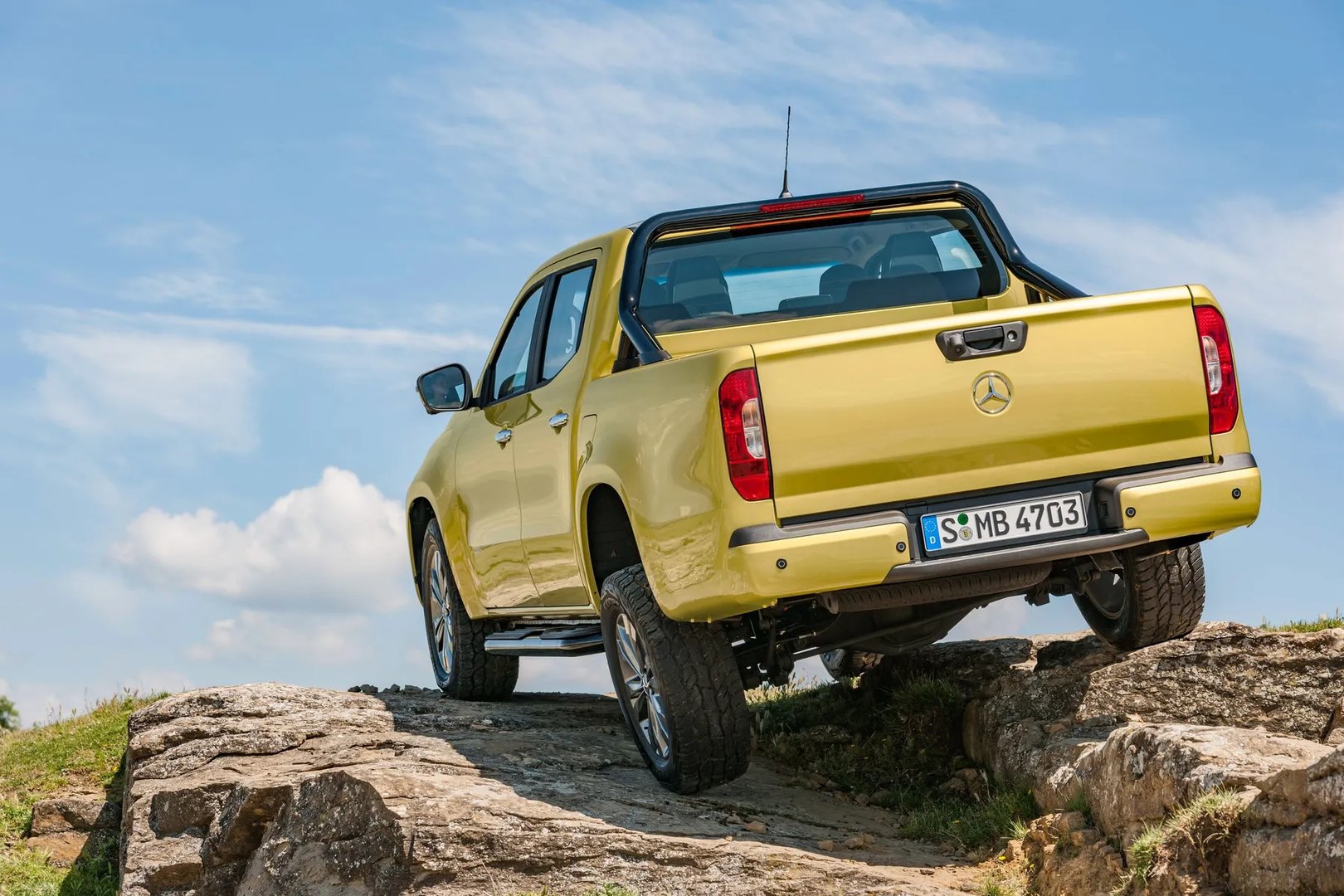 Mercedes_X-Class_1_generation__Pickup_double-cab__7.jpg