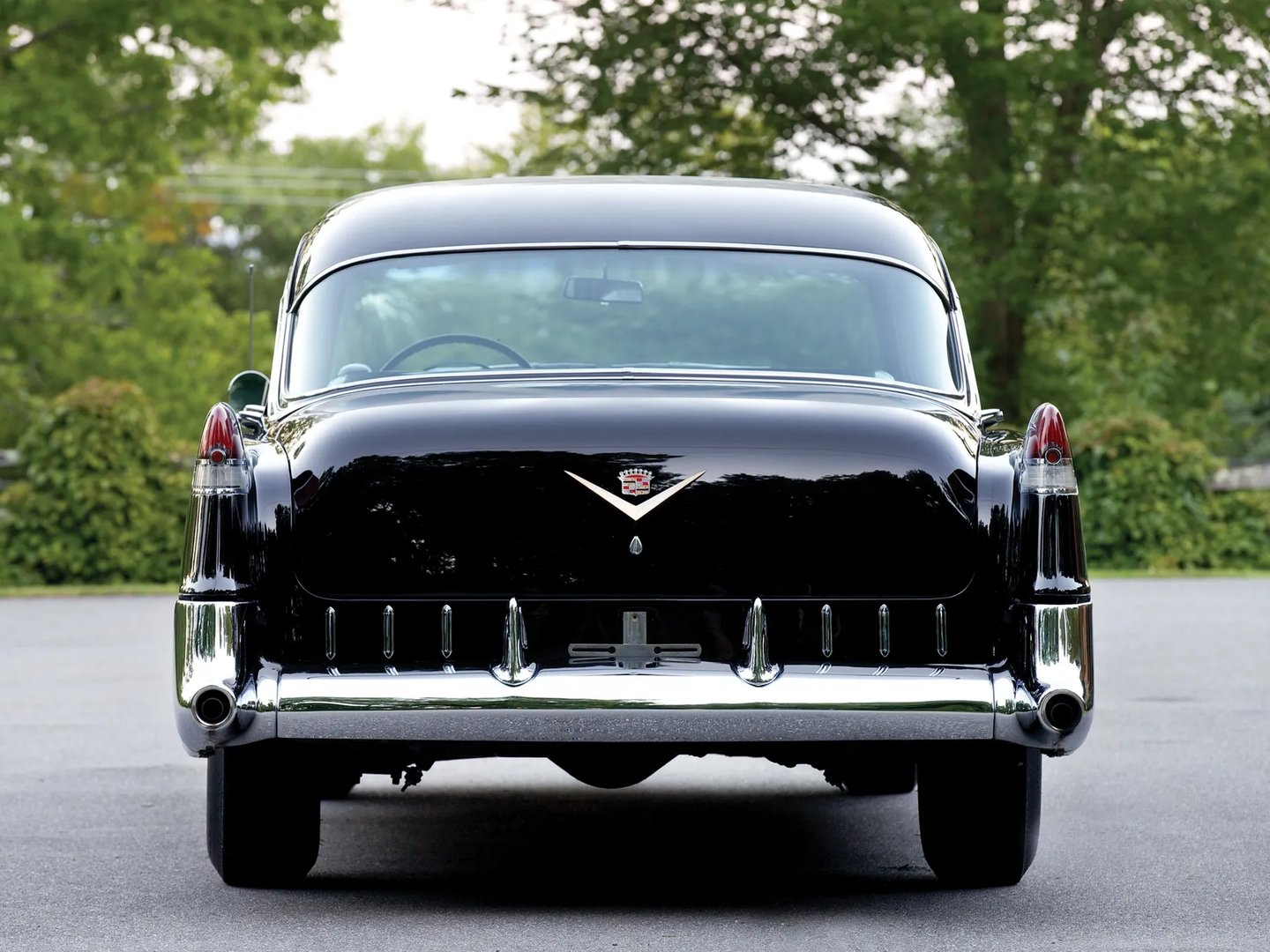 Cadillac_Series_62_4_generation__Sedan__4.jpg