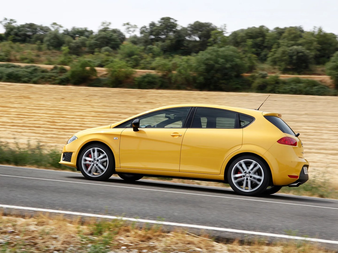 SEAT_Leon_Cupra_2_generation_restyling__Hatchback_5-door__5.jpg