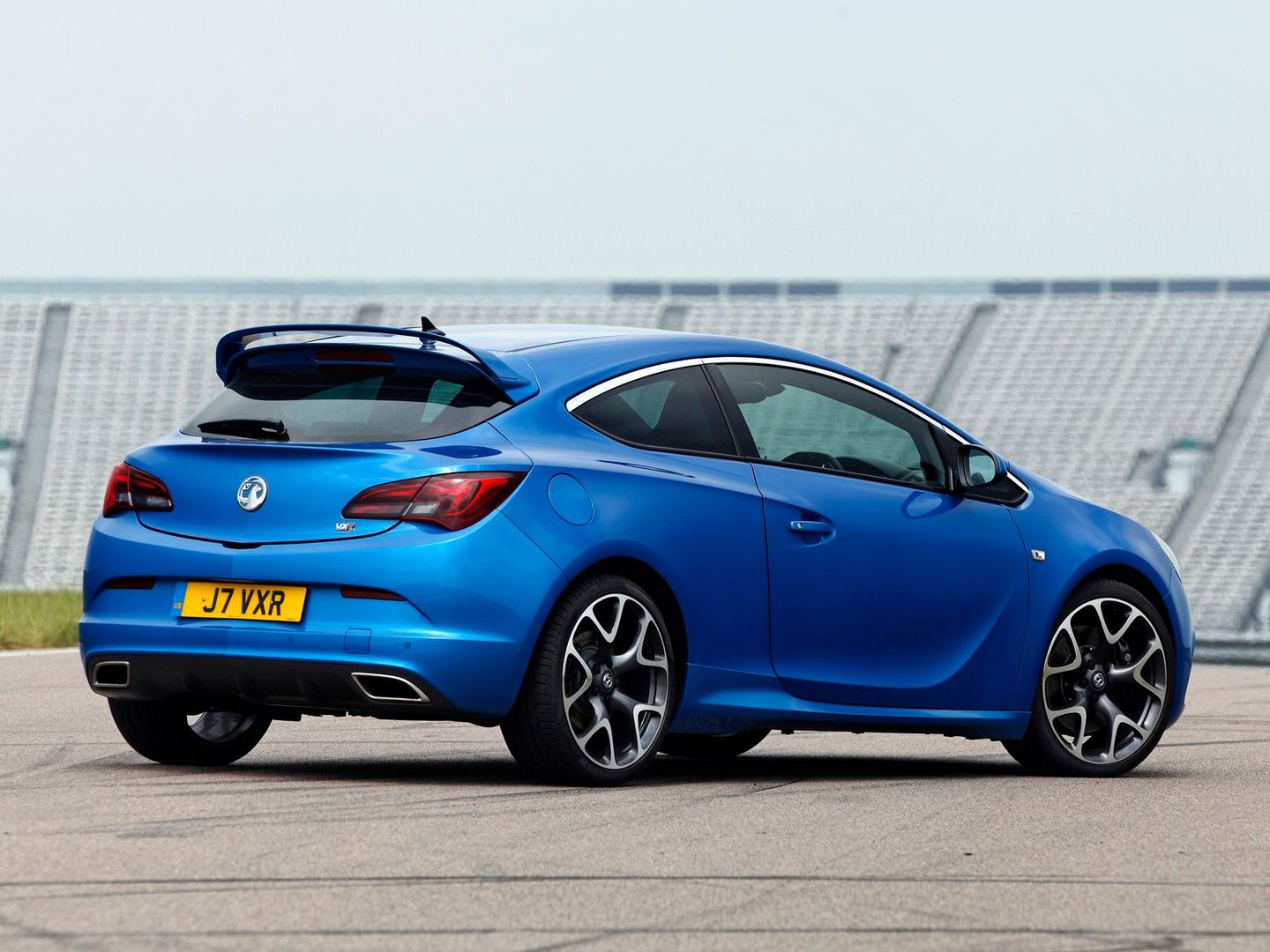 vauxhall_Astra_6_generation__Hatchback_3-door__18.jpg