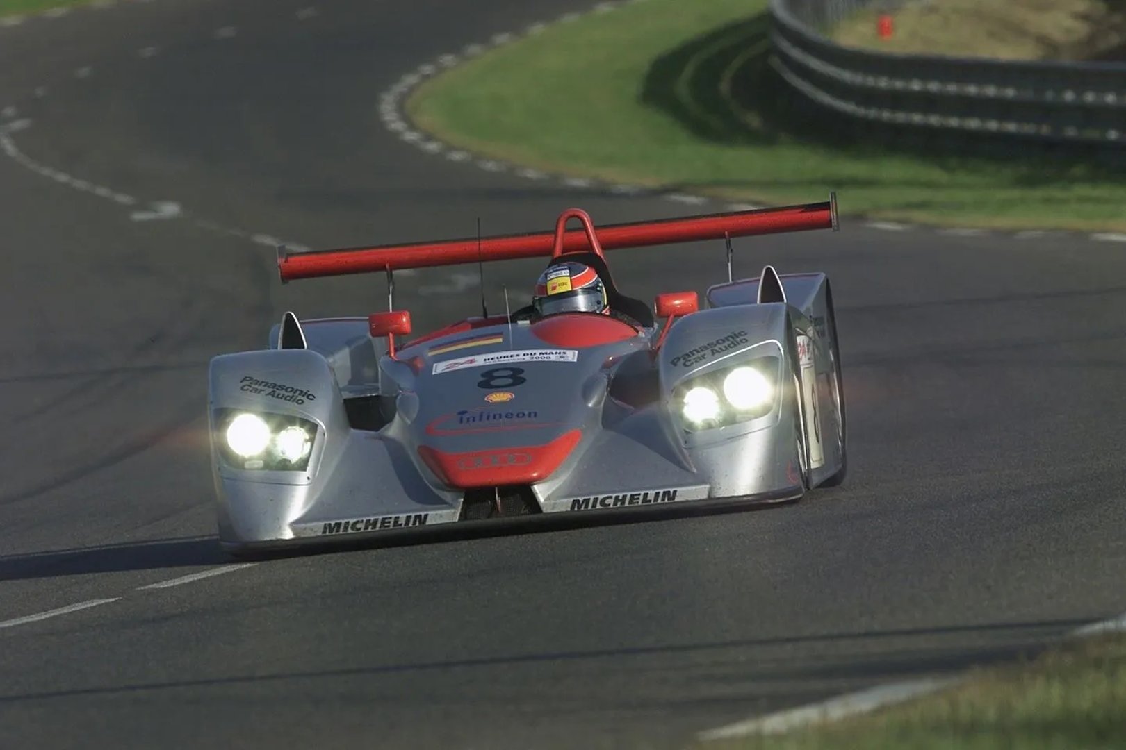 Audi_R8_LMP_1_generation__Roadster__7.jpg