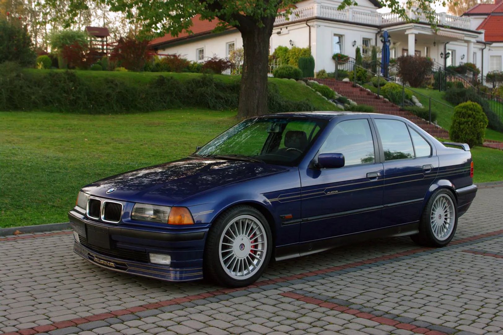Alpina_B3_2_generation__Sedan__5.jpg