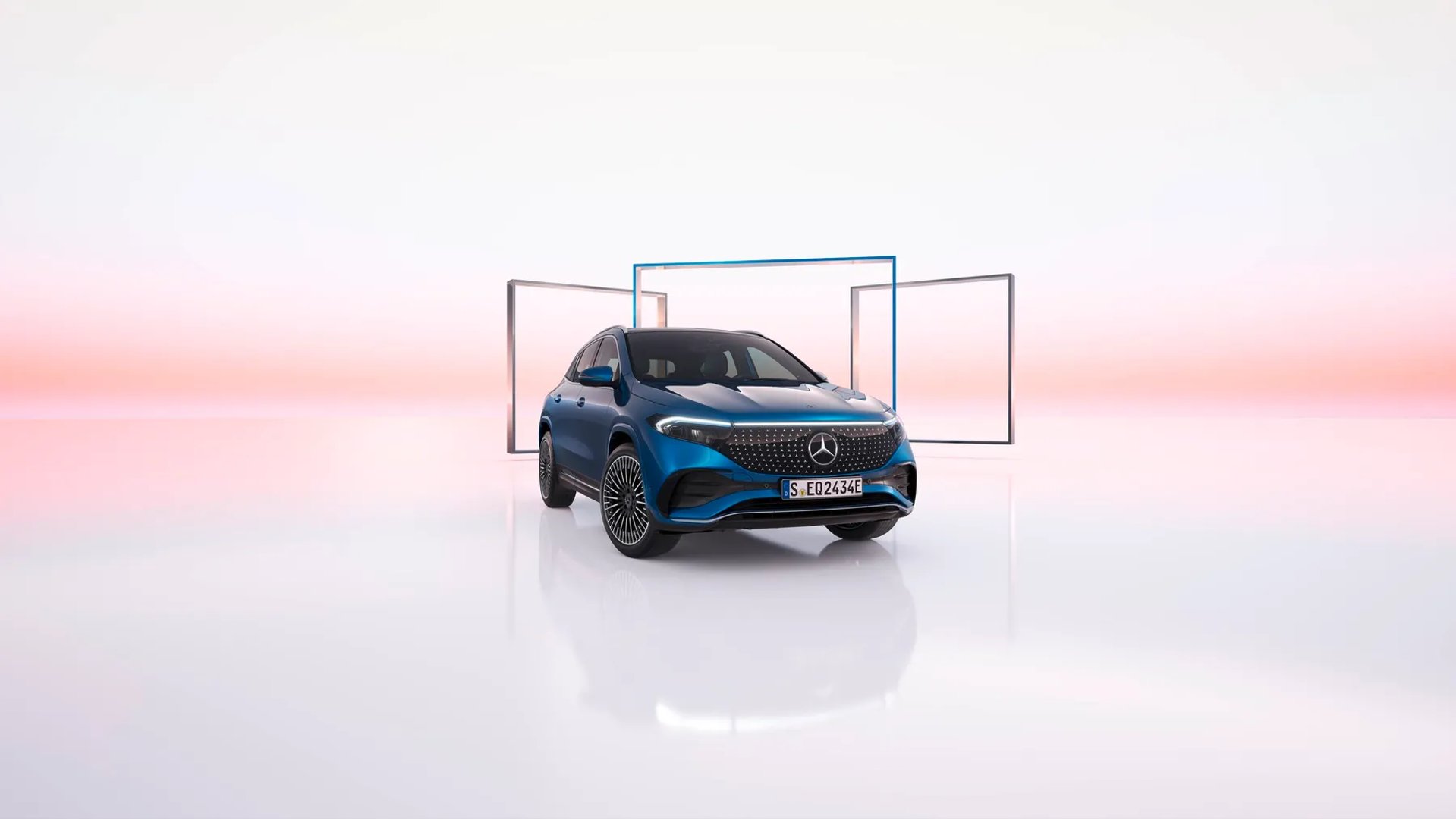 Mercedes_EQA_1_generation_restyling__SUV_5-doors__5.jpg