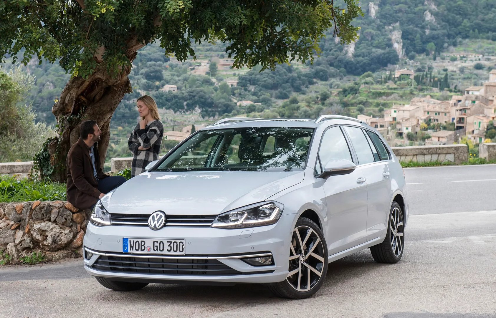 —  Estate 5-door