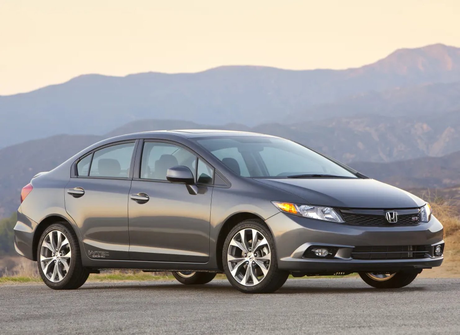 Honda_Civic_9_generation__Sedan__1.jpg