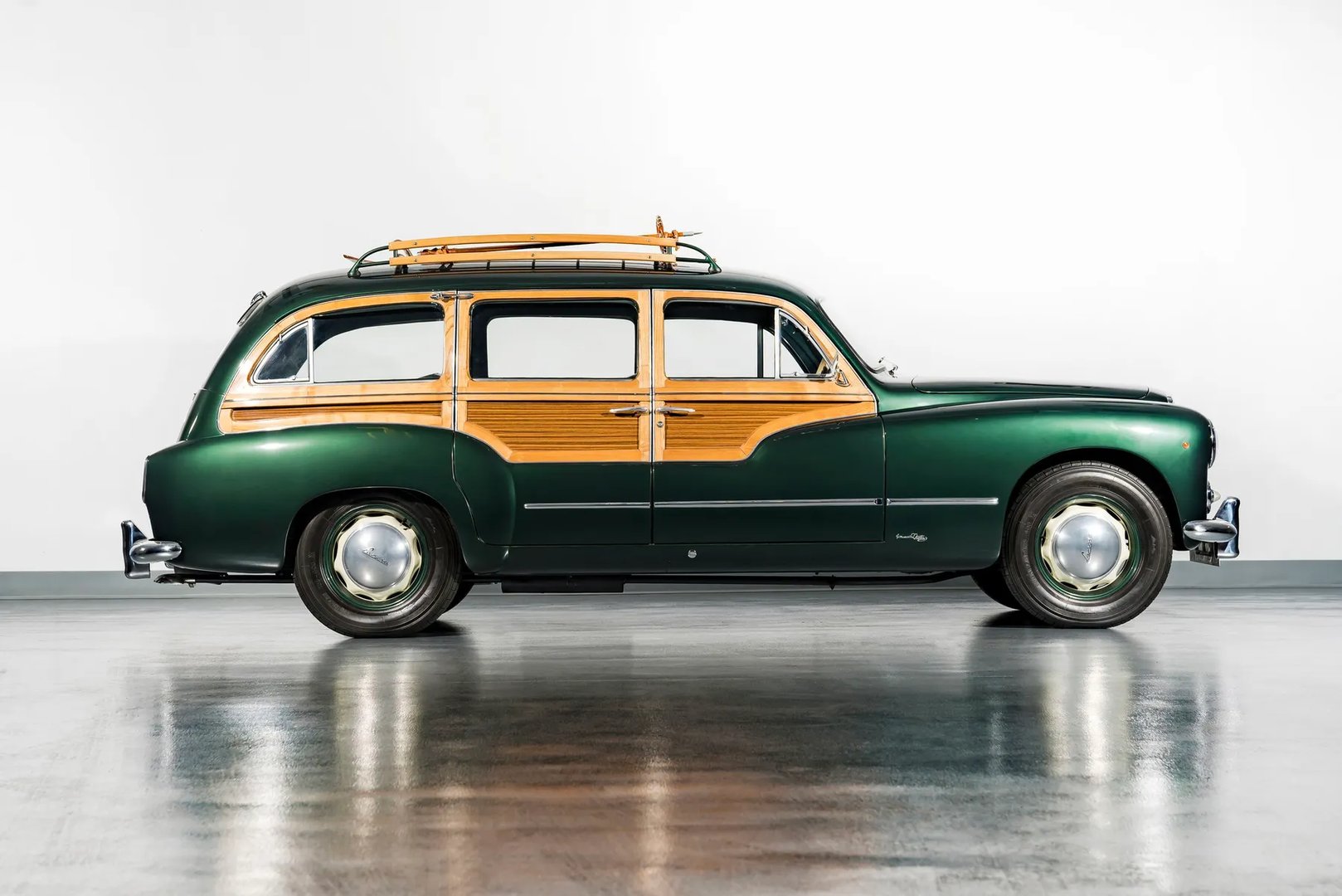 Lancia_Aurelia_1_generation__Estate_5-door__4.jpg