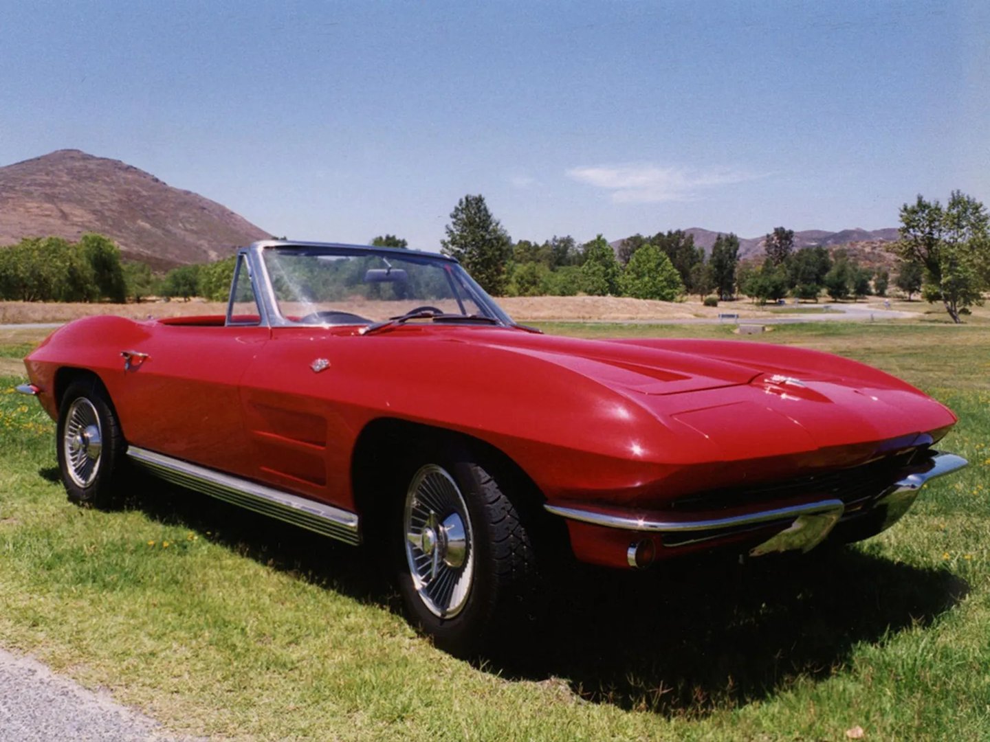 Chevrolet_Corvette_2_generation__Roadster__9.jpg