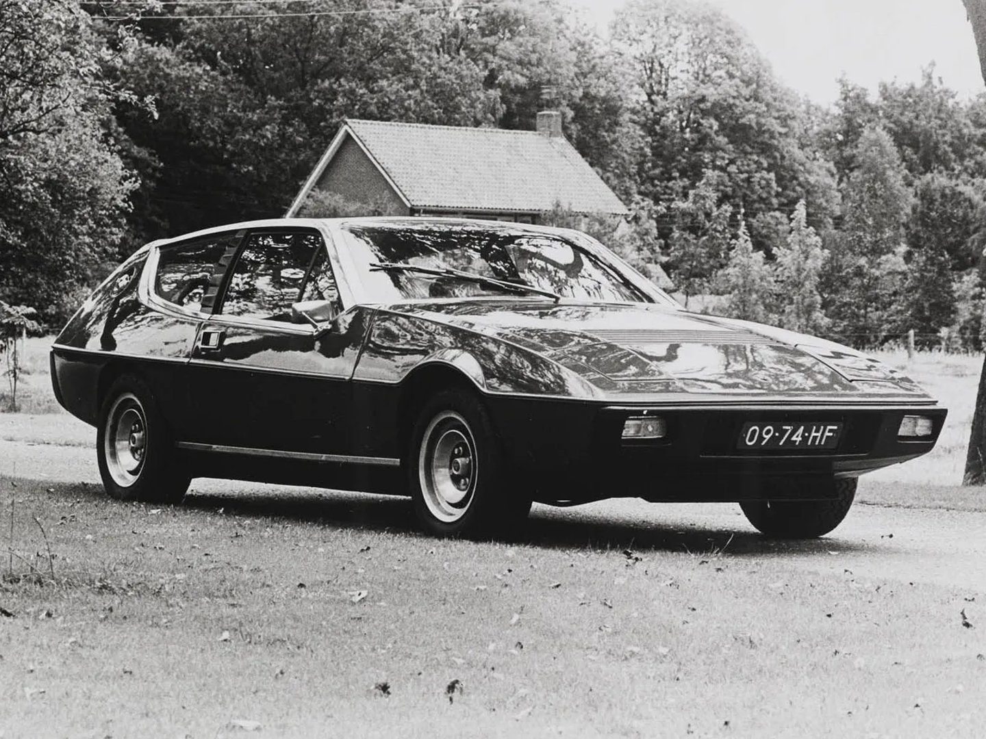 Lotus_Elite_2_generation__Estate_3-door__9.jpg