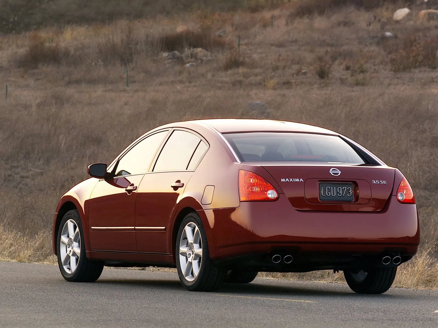 Nissan_Maxima_6_generation__Sedan__7.jpg