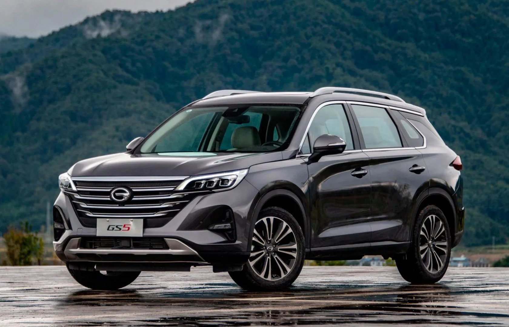 gac_Motor_GS5_2_generation__SUV_5-doors__4.jpg