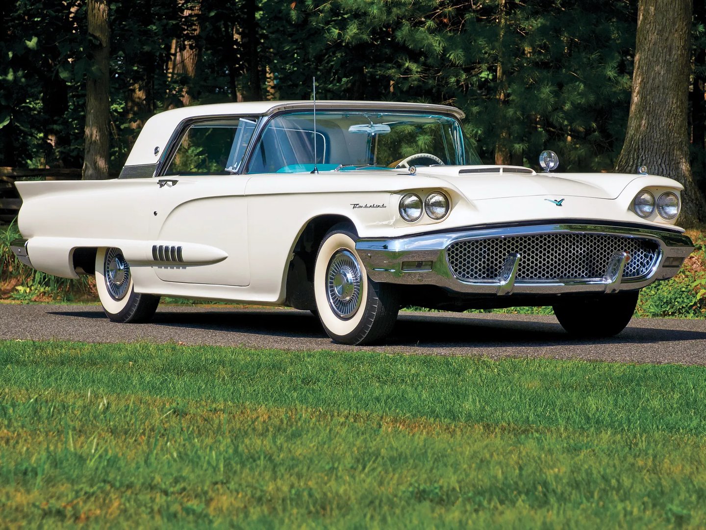 —  Coupe Hardtop