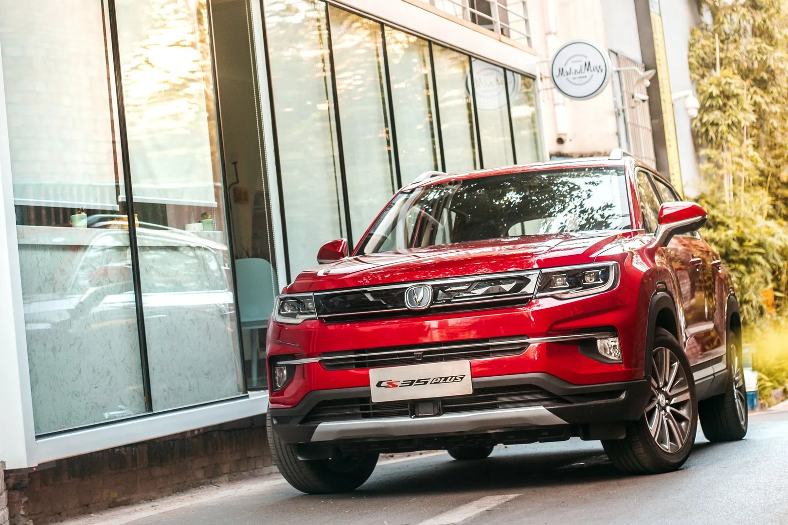 Changan_CS35_Plus_1_generation__SUV_5-doors__8.jpg
