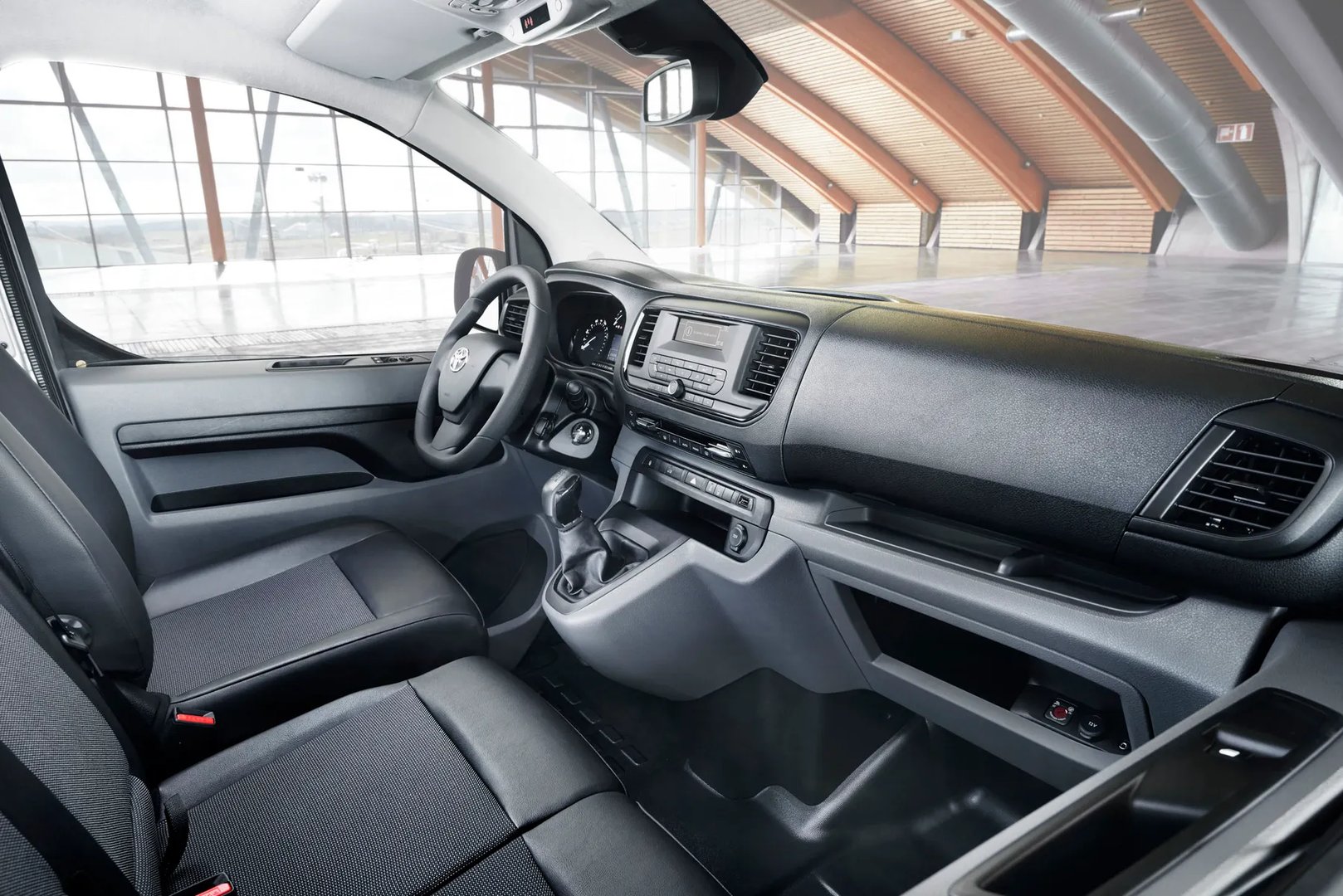 Toyota_ProAce_2_generation__Van__13.jpg