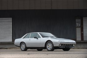 412