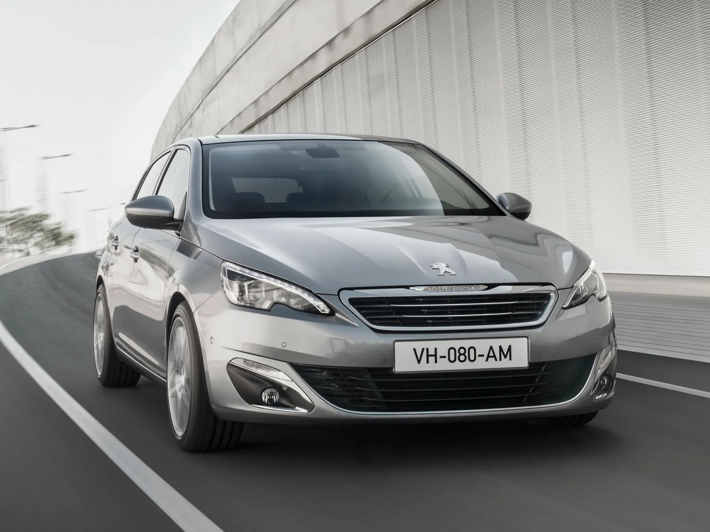 Peugeot_308_2_generation__Hatchback_5-door__10.jpg