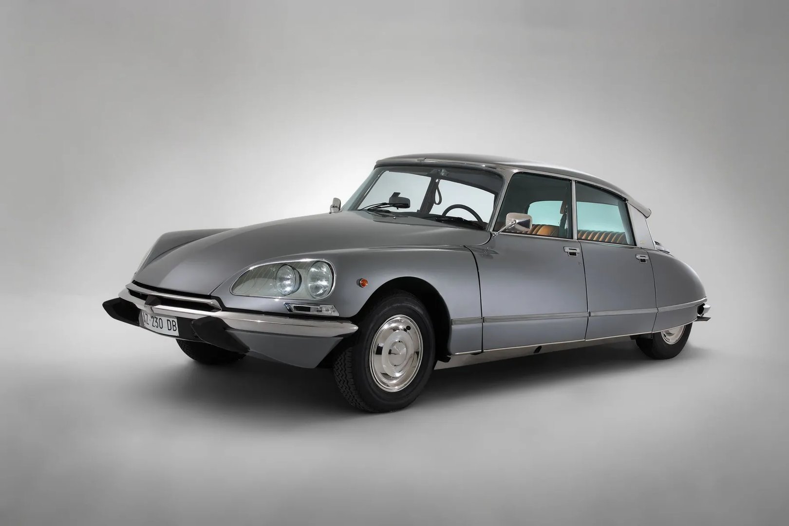 Citroen DS 1 generation, restyling 2  Sedan