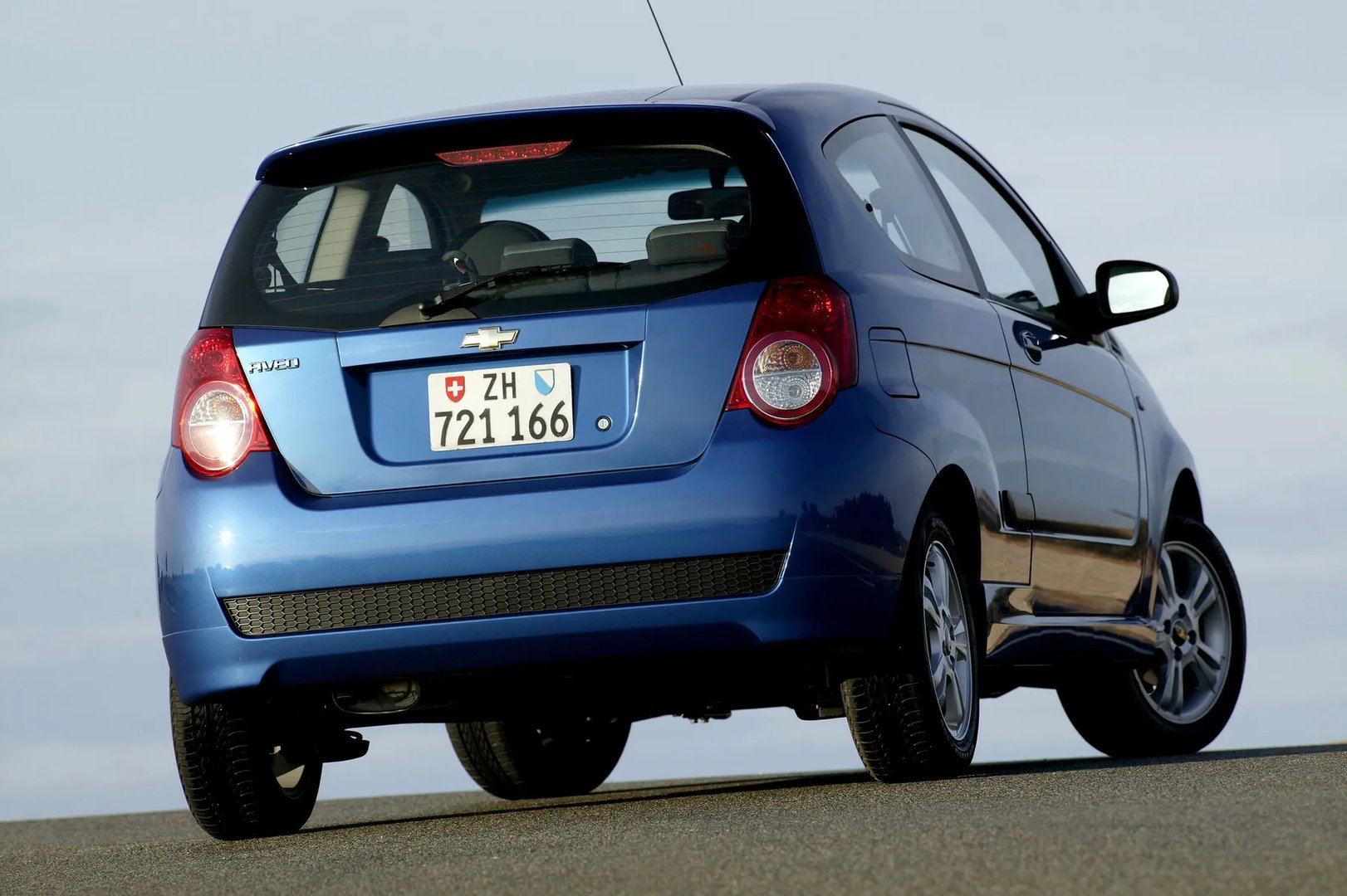 Chevrolet_Aveo_1_generation_restyling__Hatchback_3-door__3.jpg