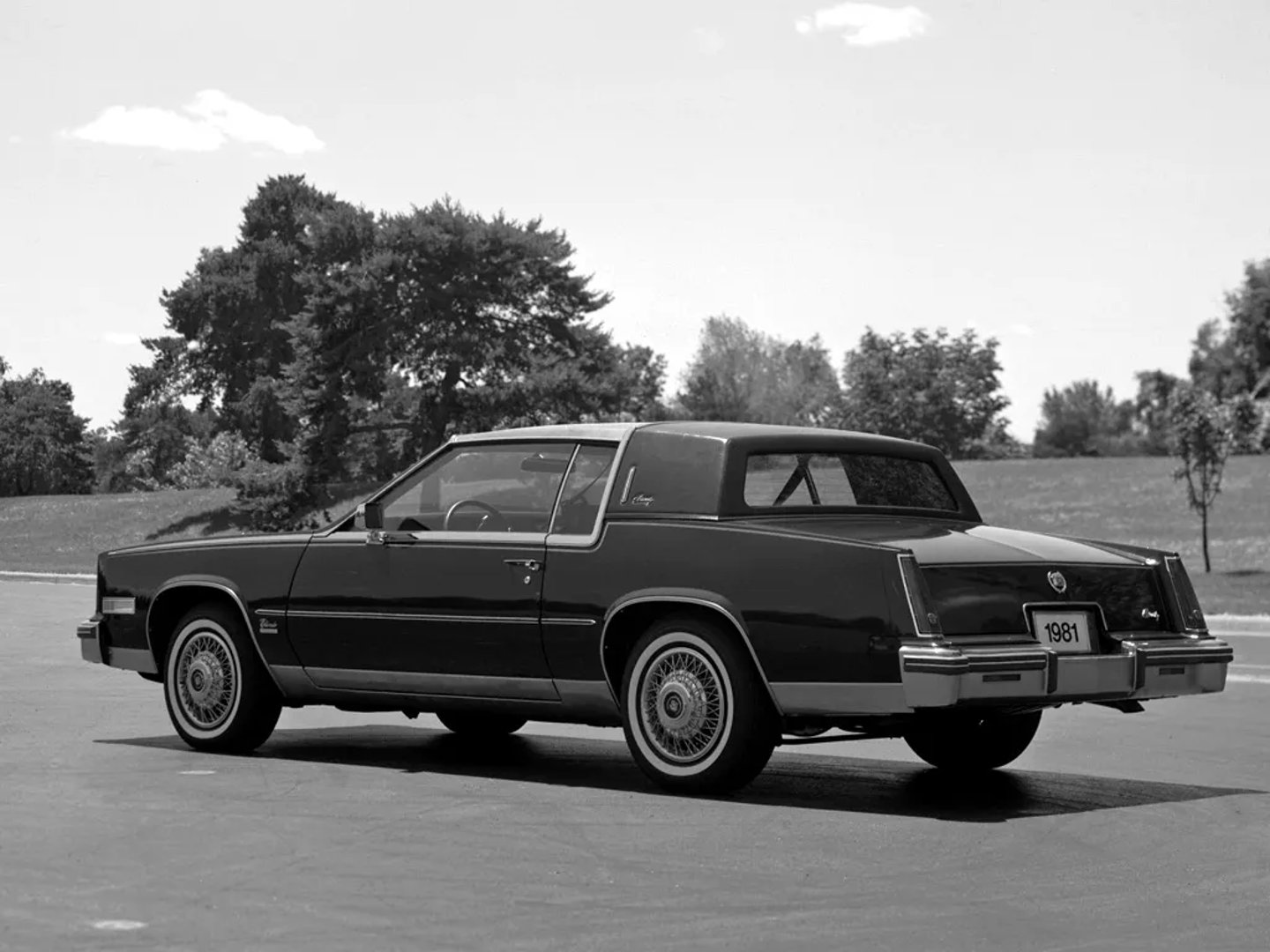 Cadillac_Eldorado_8_generation__Coupe__11.jpg