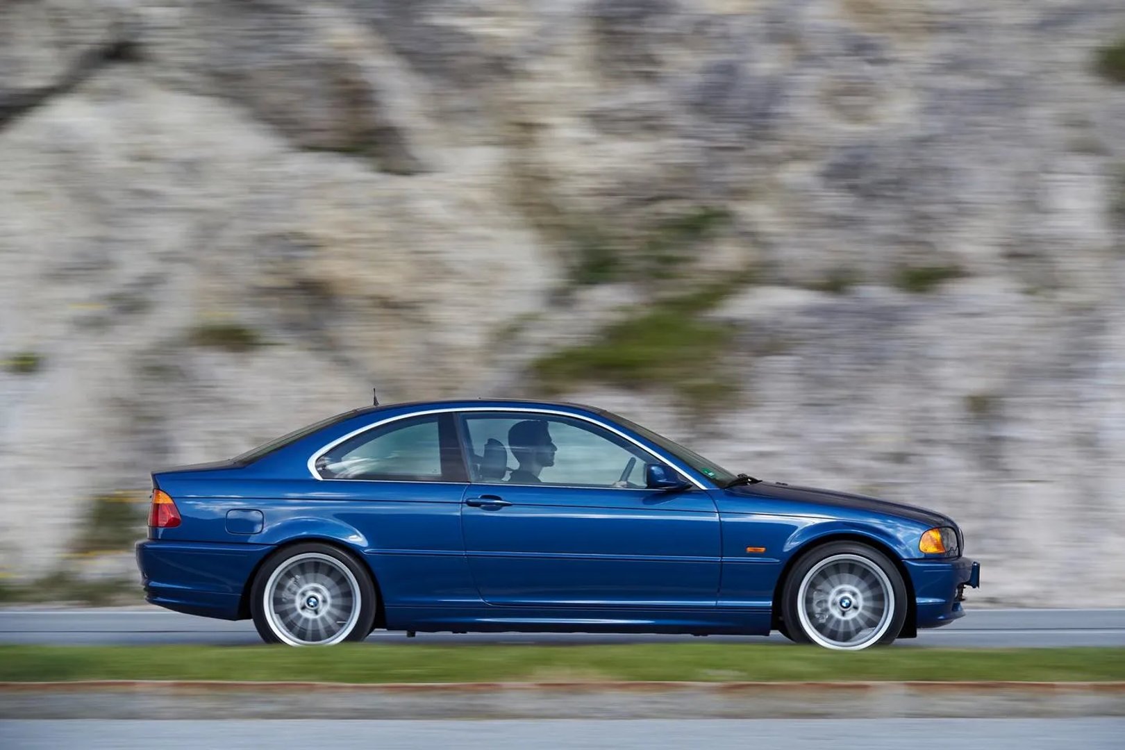 BMW_3_series_4_generation__Coupe__2.jpg