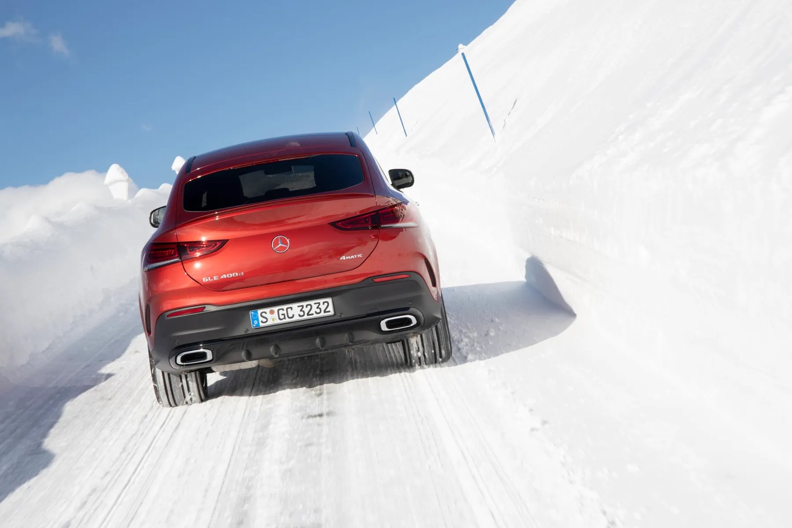 Mercedes_GLE_Coupe_2_generation__SUV_Coupe__13.jpg