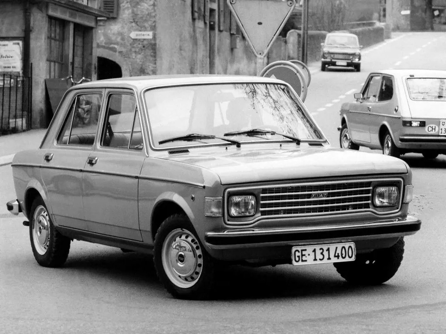 Fiat 128 1 generation  Sedan