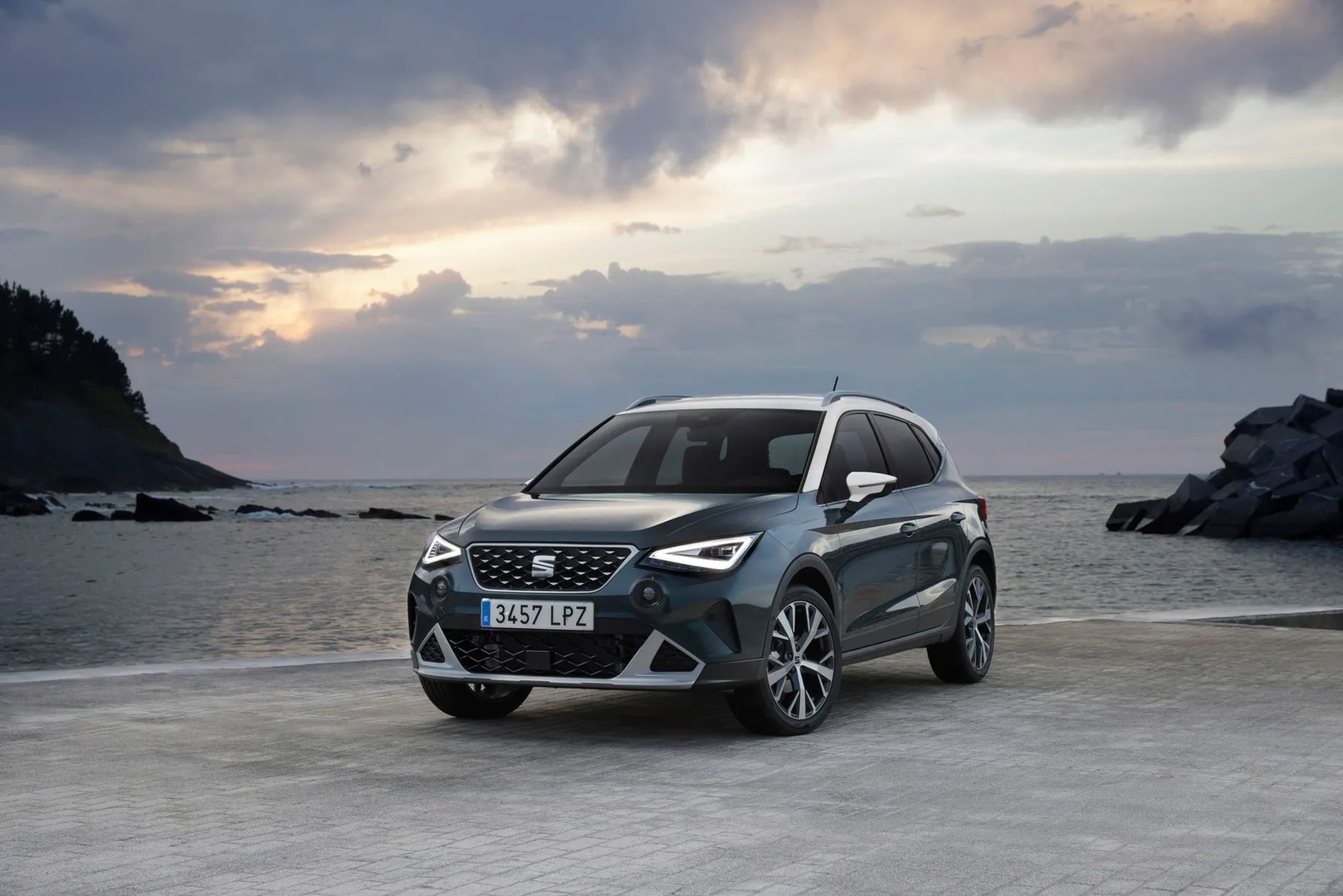 1 generation, restyling 1 