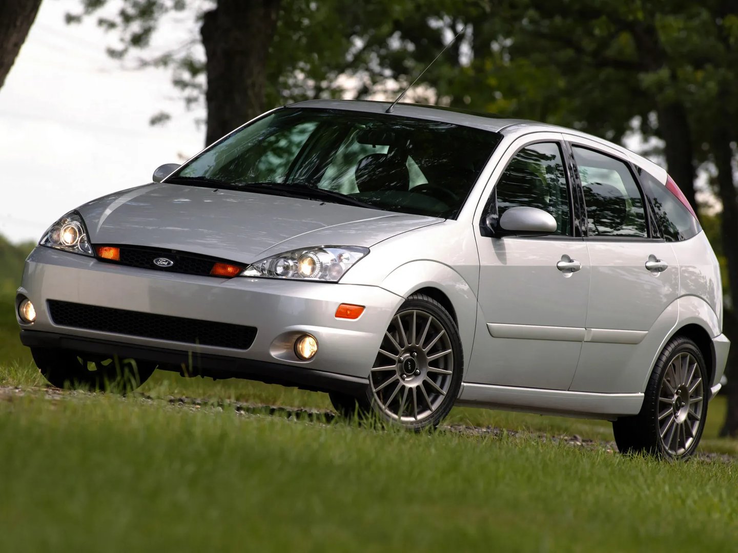 Ford Focus (North America) 1 generation