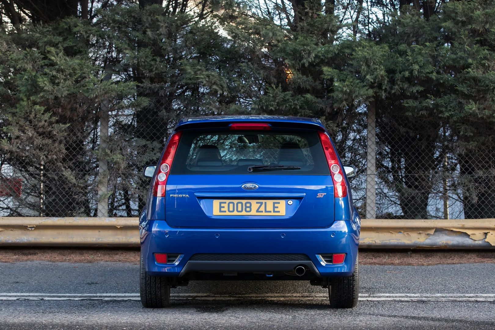 Ford_Fiesta_ST_5_generation_restyling__Mini_3-doors__4.jpg