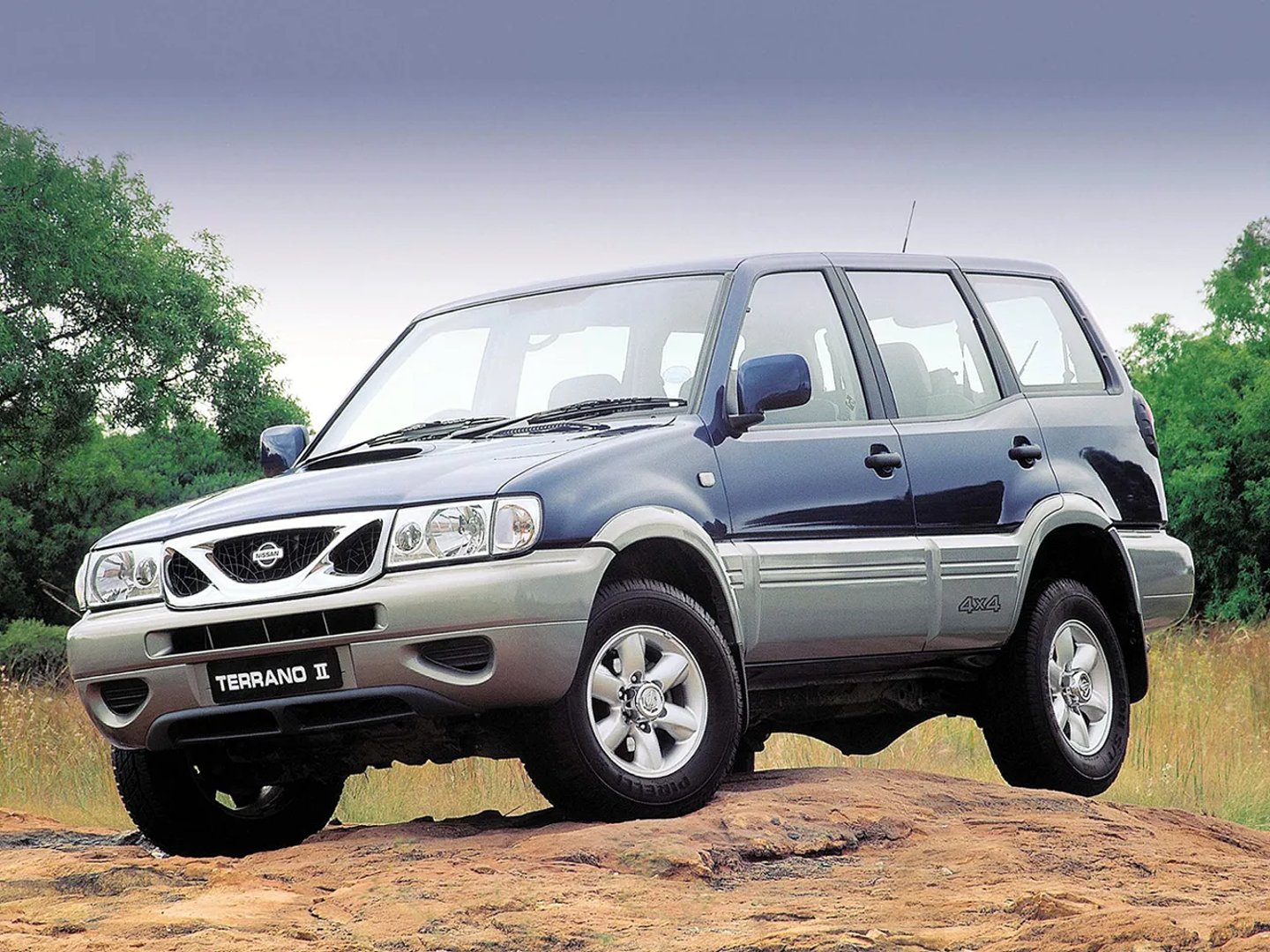 Nissan_Terrano_2_generation_restyling__SUV_5-doors__2.jpg