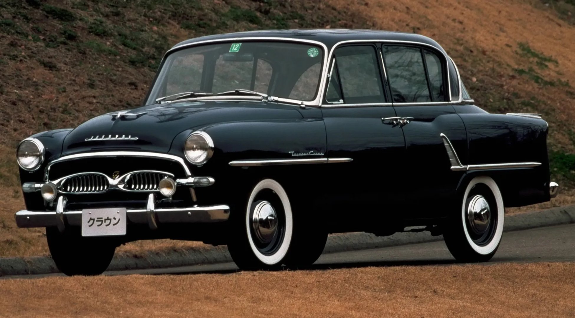 Toyota_Crown_1_generation__Sedan__2.jpg