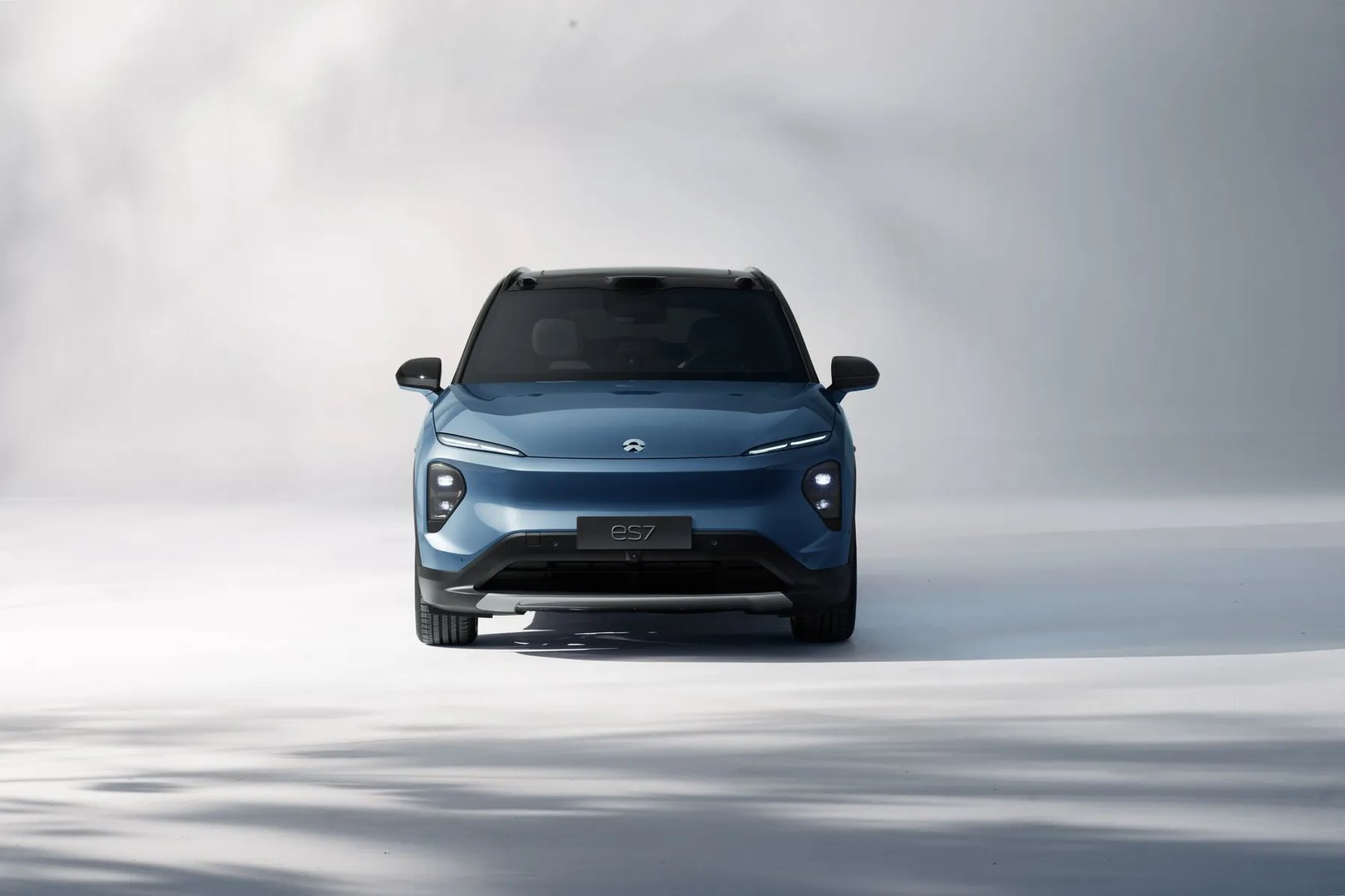 nio_EL7_1_generation__SUV_5-doors__10.jpg