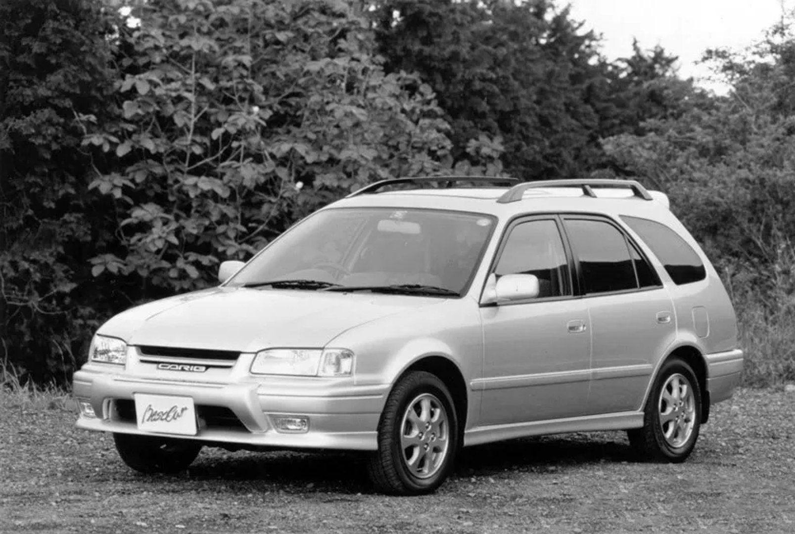 Toyota_Sprinter_Carib_3_generation__Estate_5-door__6.jpg