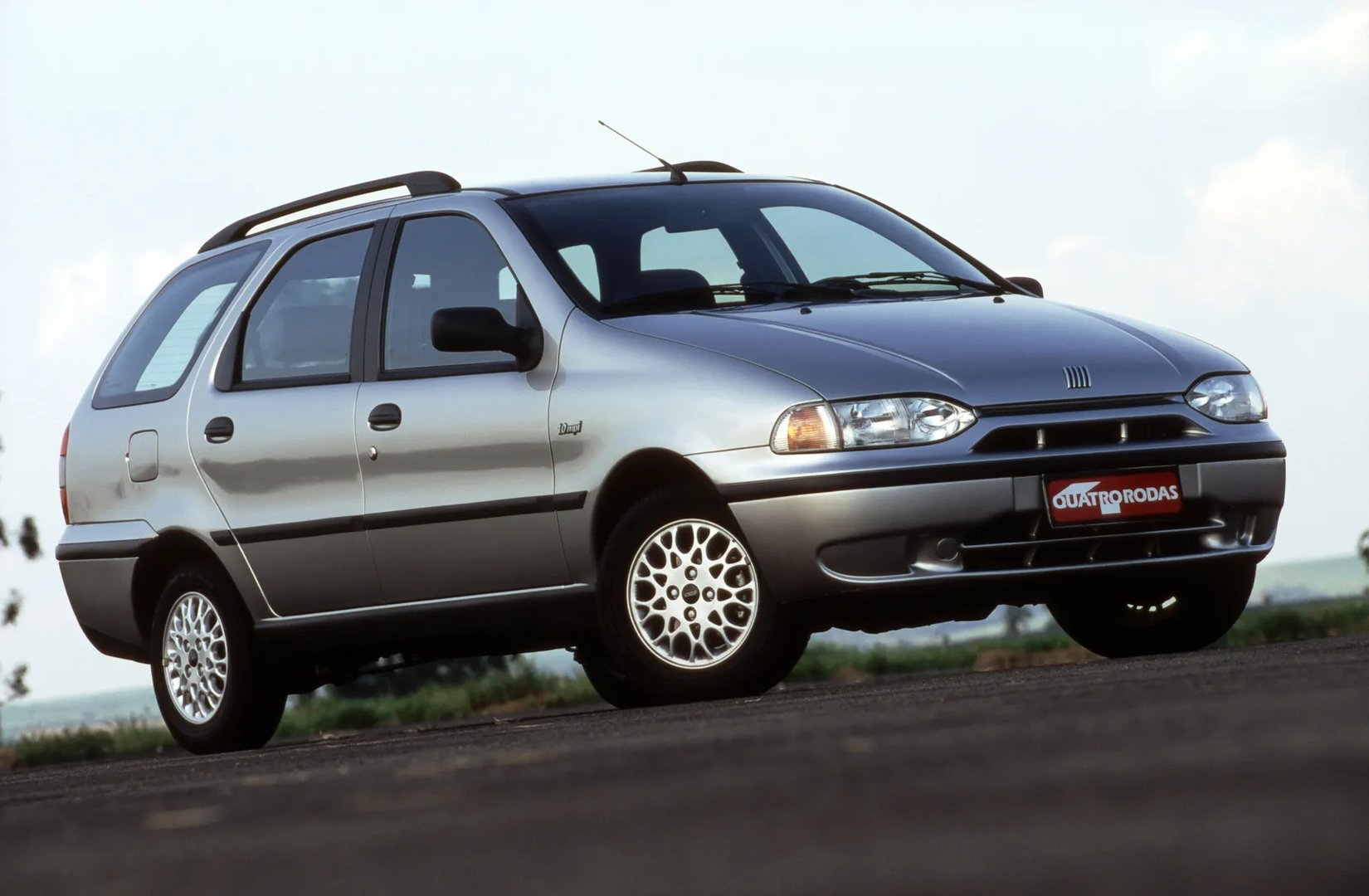 Fiat_Palio_1_generation__Estate_5-door__5.jpg