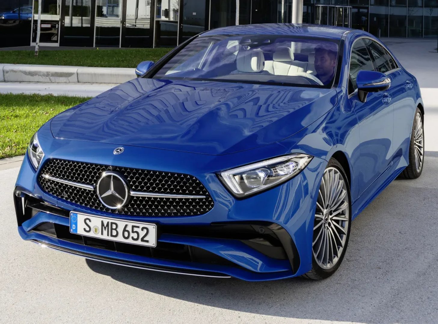 3 generation, restyling 