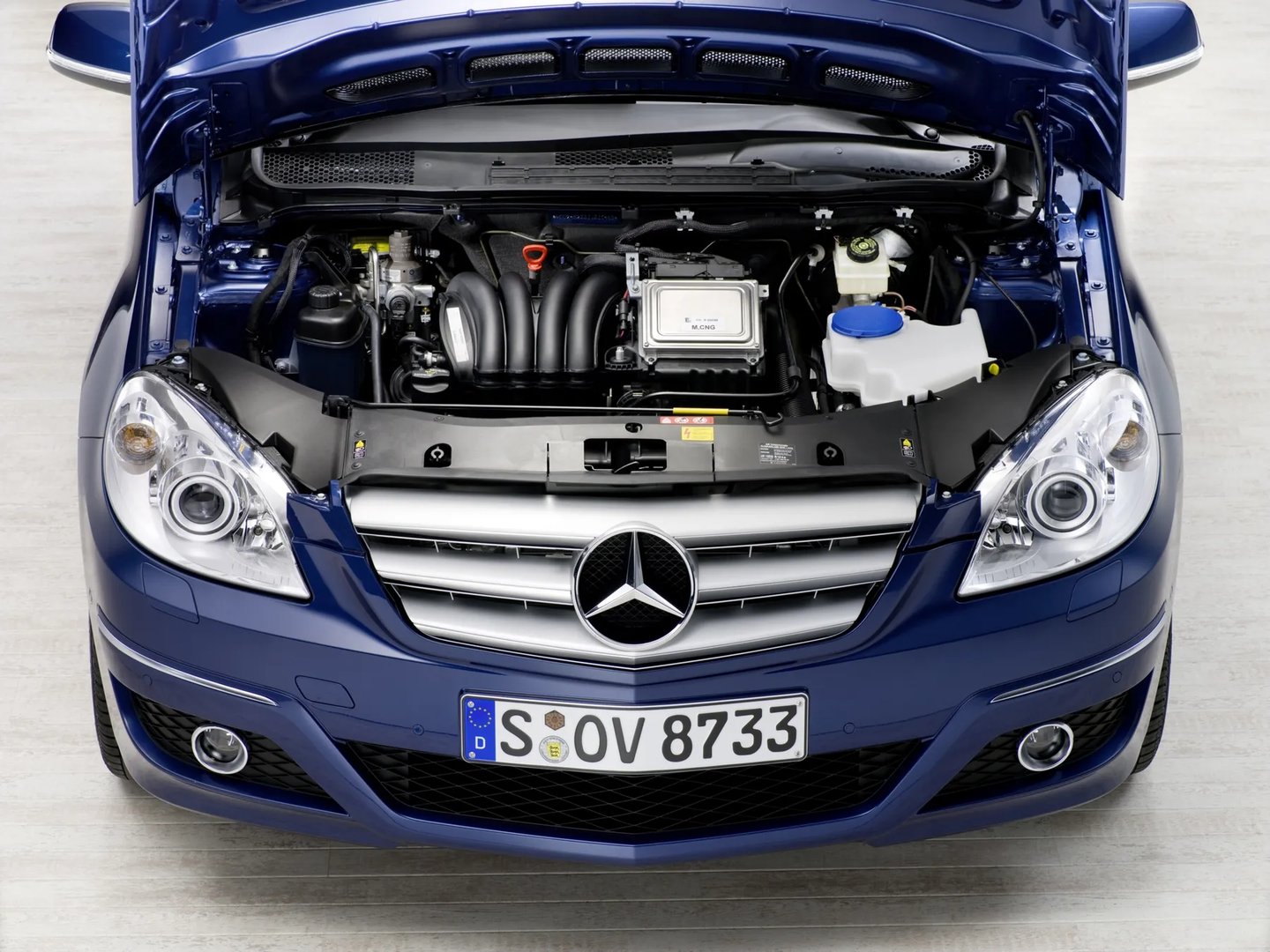 Mercedes_B-Class_1_generation_restyling__Hatchback_5-door__11.jpg