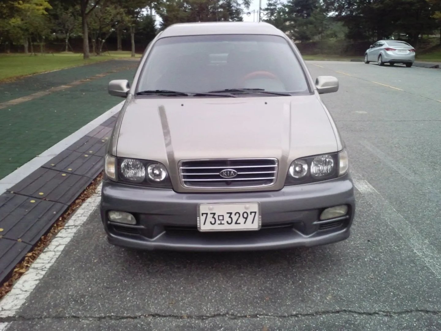 Kia_Carstar_1_generation__Compact_Van__1.jpg