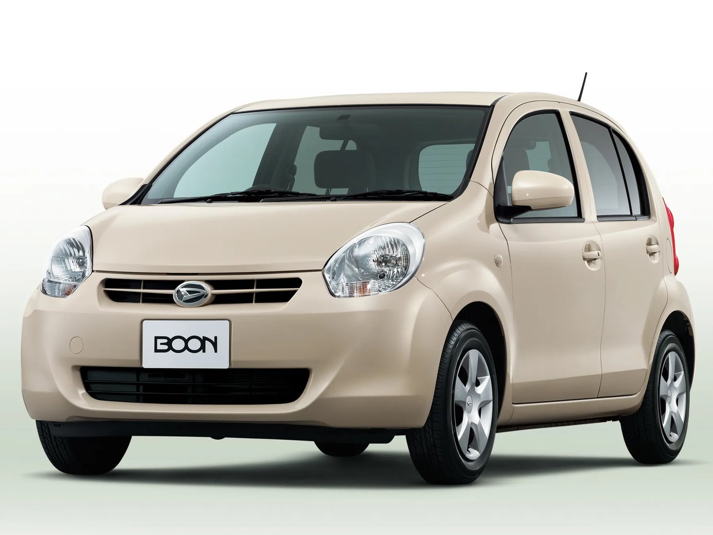 Daihatsu_Boon_2_generation__Mini_5-doors__5.jpg