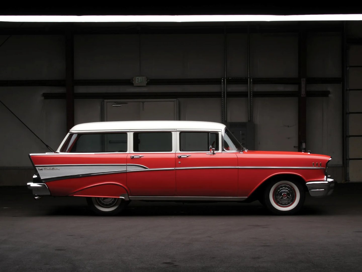 Chevrolet_Bel_Air_2_generation__Estate_5-door__7.jpg