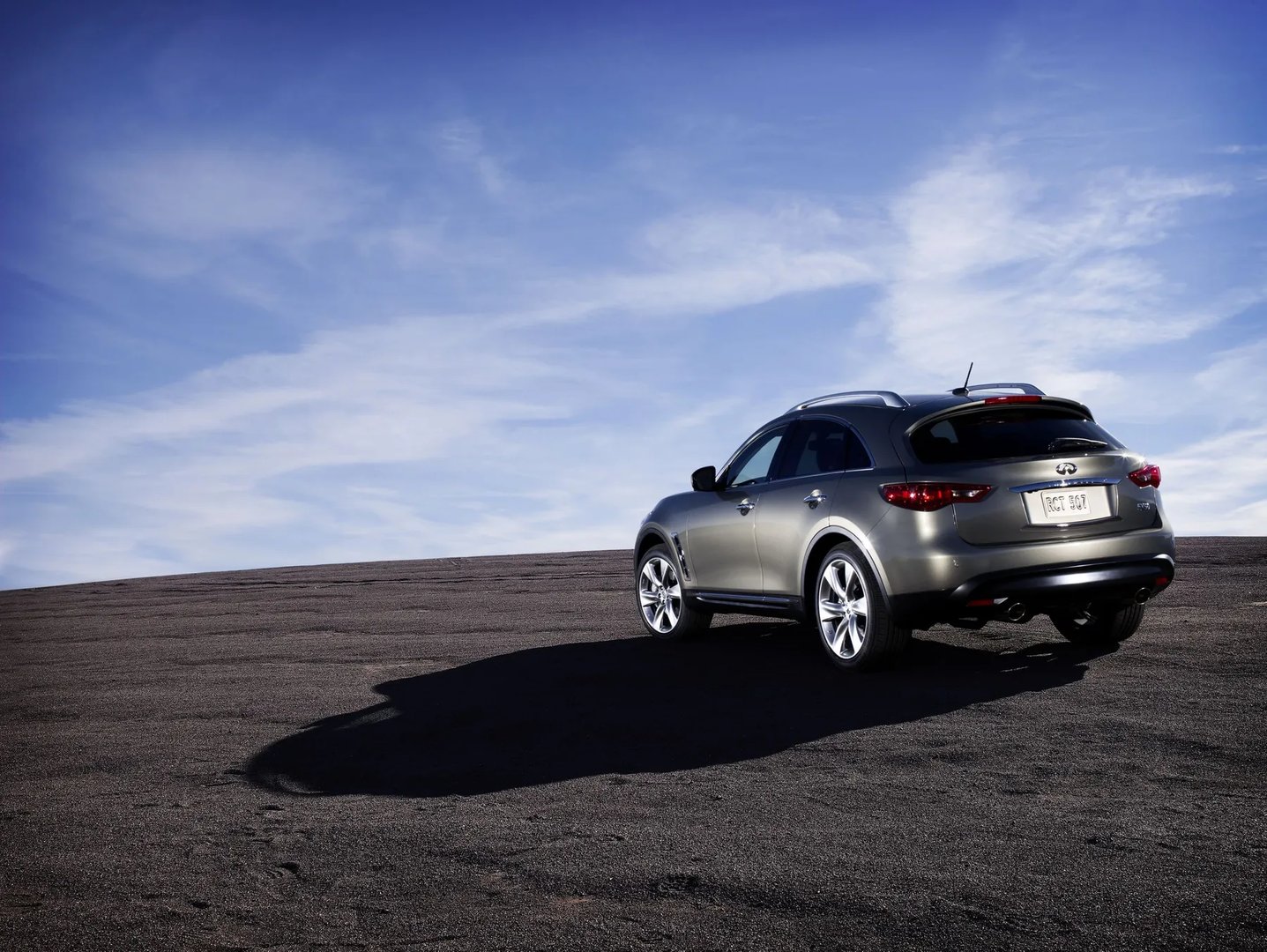 Infiniti_FX_2_generation__SUV_5-doors__6.jpg