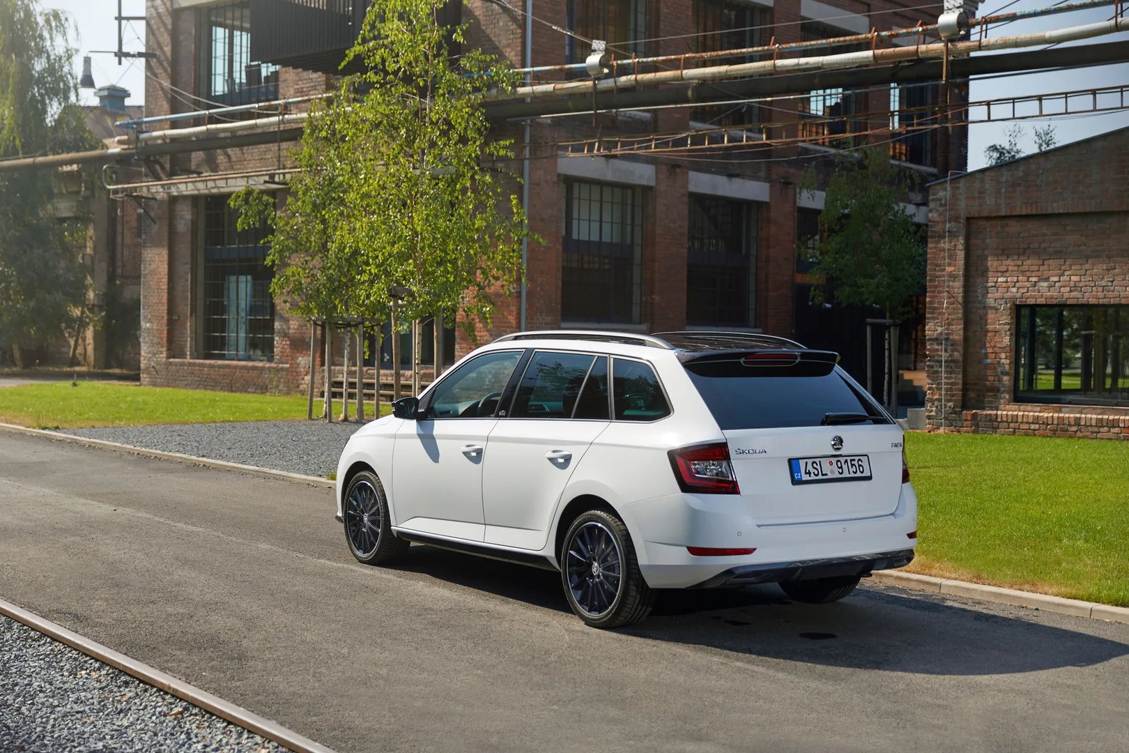 Skoda_Fabia_3_generation_restyling__Estate_5-door__10.jpg