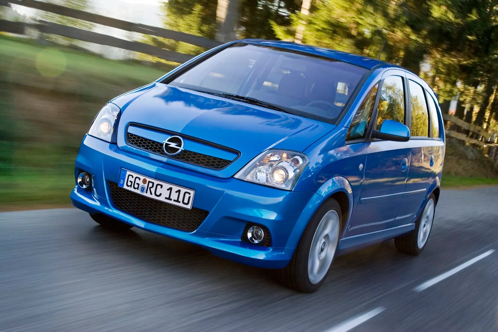 Opel_Meriva_OPC_2_generation_restyling__Compact_Van__5.jpg